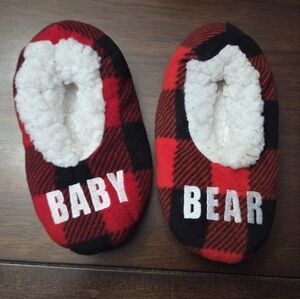Red and Black Plaid Toddler Size 10 Slippers